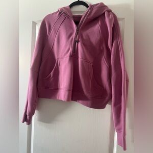 SCUBA OVERSIZED HALF-ZIP HOODIE
Velvet Dust - Size M/L